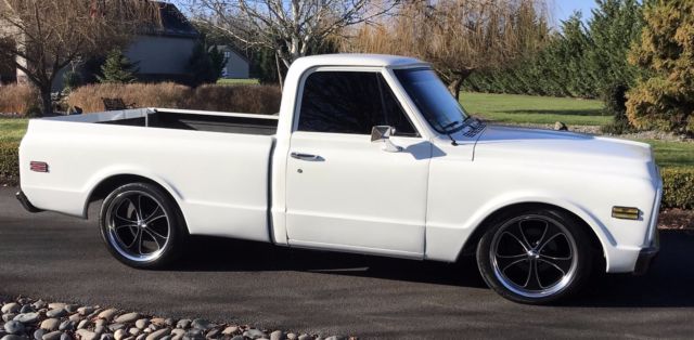 1972 WHITE Chevrolet C-10 Standard Cab Pickup