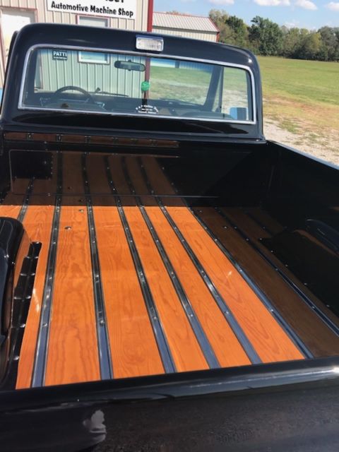 1972 Black Chevrolet C-10