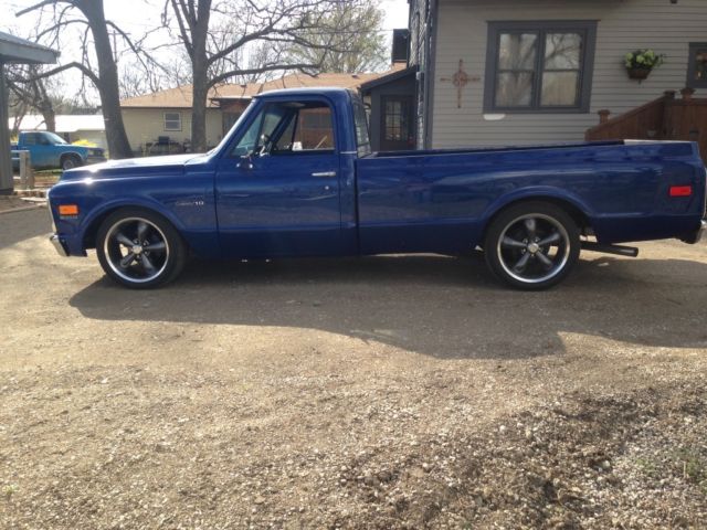 1972 White Chevrolet C-10 Stepside
