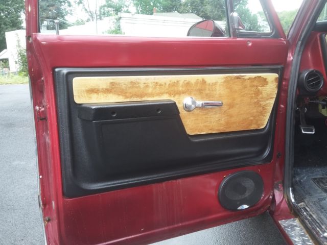 1972 Burgundy Chevrolet C-10 Pickup