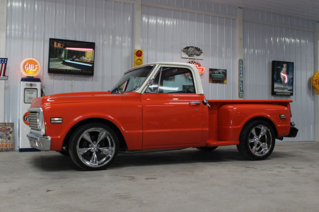 1972 HUGGER ORANGE Chevrolet C-10
