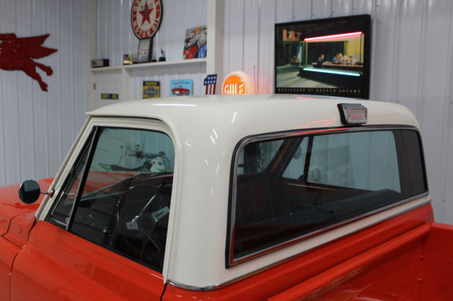 1972 HUGGER ORANGE Chevrolet C-10