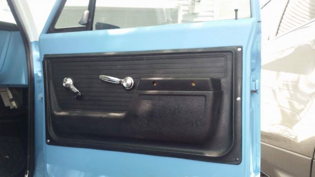 1972 Blue Chevrolet C-10