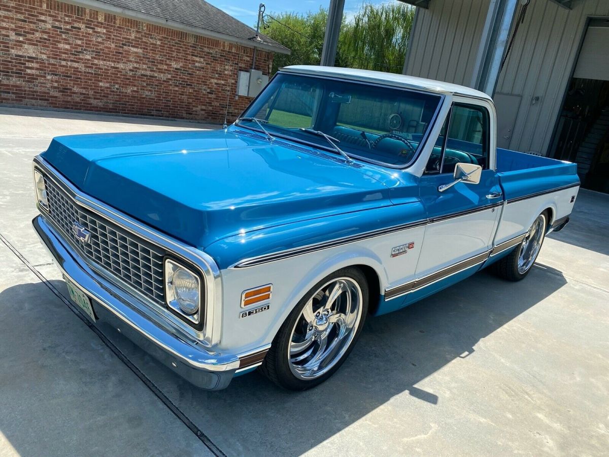 1972 Blue Chevrolet C-10 Standard Cab Pickup