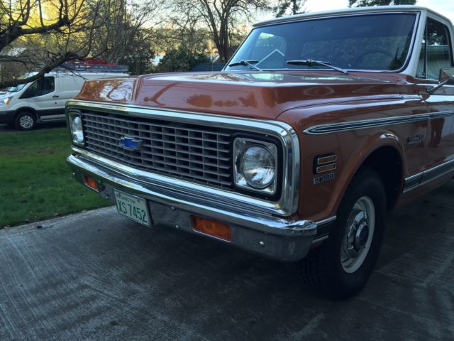 1972 Bronze Chevrolet C-10 Standard Cab Pickup