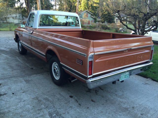 1972 Bronze Chevrolet C-10 Standard Cab Pickup
