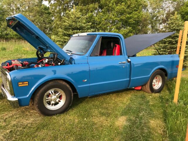 1972 Blue Chevrolet C-10 Rare short box