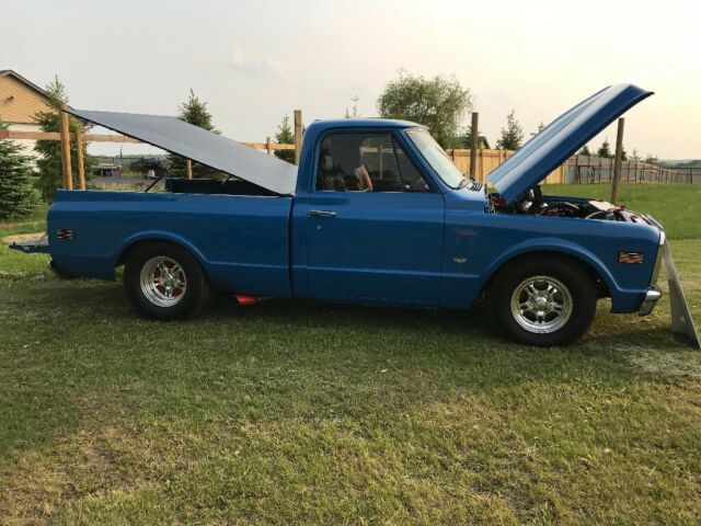 1972 Blue Chevrolet C-10 Rare short box