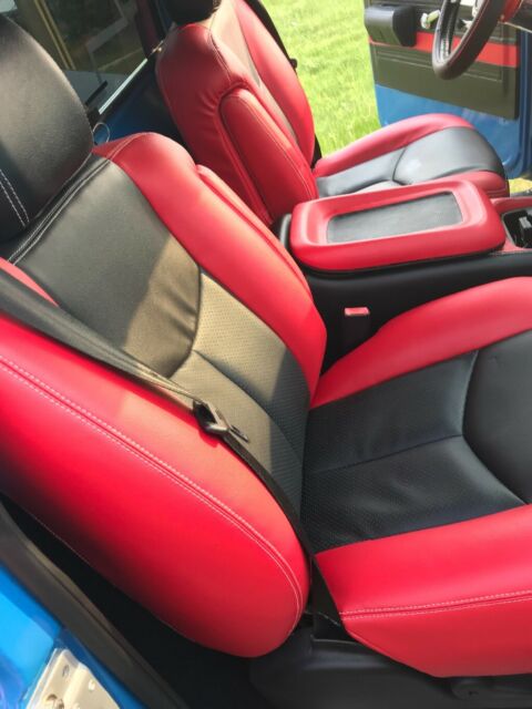 1972 Blue Chevrolet C-10 Rare short box