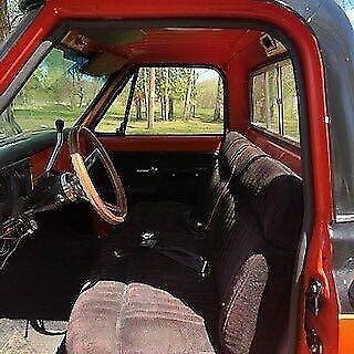 1972 Orange- black Chevrolet C-10