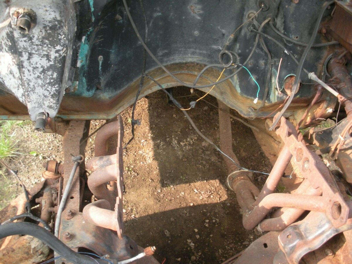 1972 Orange Chevrolet C-10 --