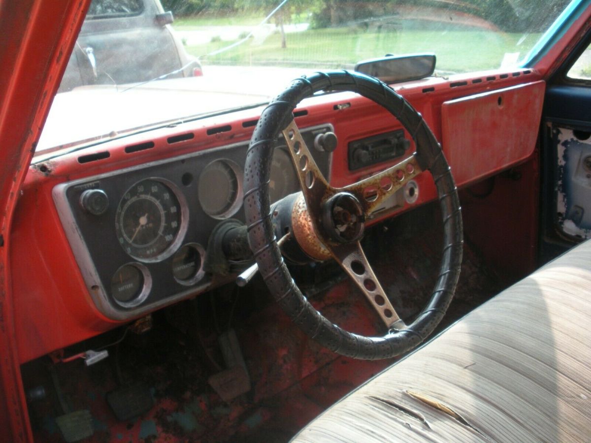 1972 Orange Chevrolet C-10 --