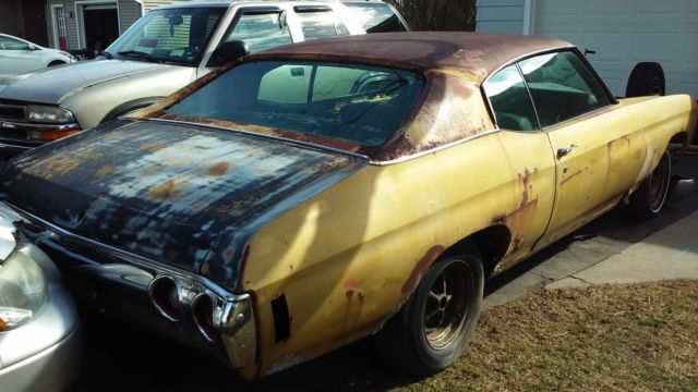 1972 Gold Chevrolet Chevelle Coupe