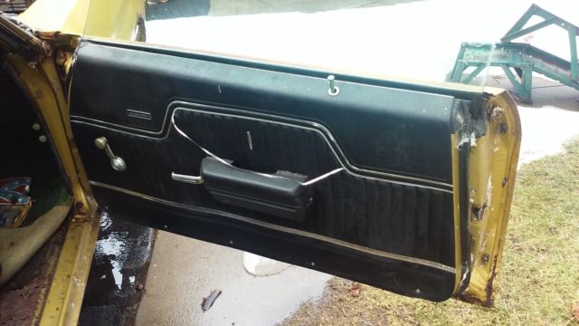 1972 Gold Chevrolet Chevelle Coupe