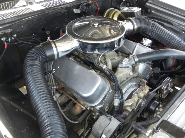 1972 silver Chevrolet Chevelle Coupe