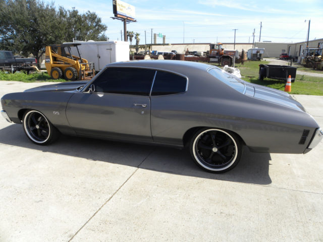 1972 silver Chevrolet Chevelle Coupe