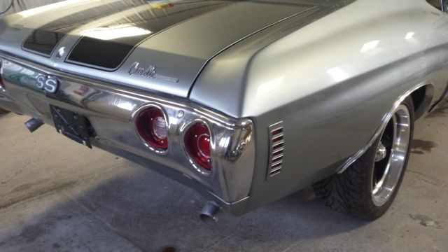 1972 Silver Chevrolet Chevelle Coupe