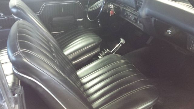 1972 Silver Chevrolet Chevelle Coupe