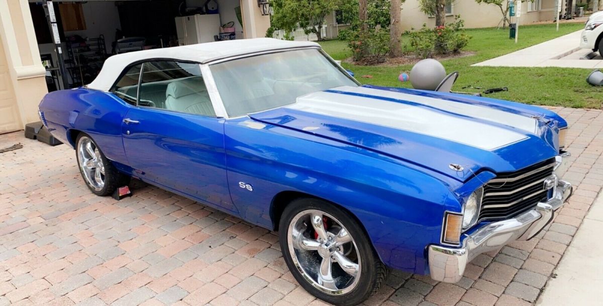 1972 Blue Chevrolet Chevelle Convertible