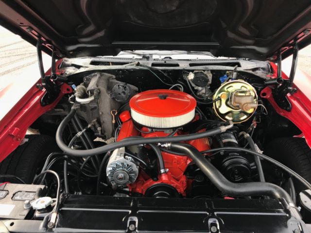 1972 Red Chevrolet Chevelle Coupe