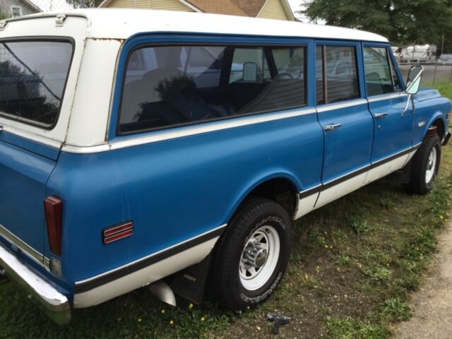 1972 Chevrolet Suburban