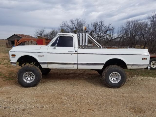 1972 White Chevrolet C/K Pickup 1500