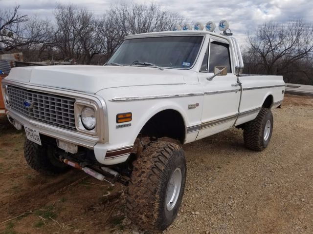1972 White Chevrolet C/K Pickup 1500