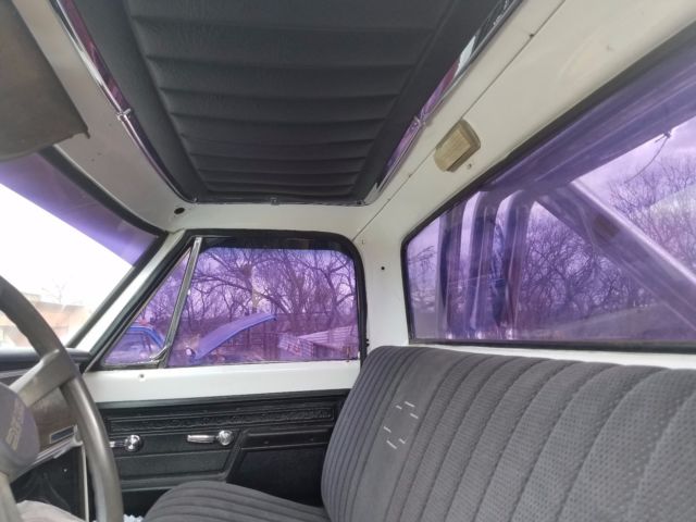 1972 White Chevrolet C/K Pickup 1500