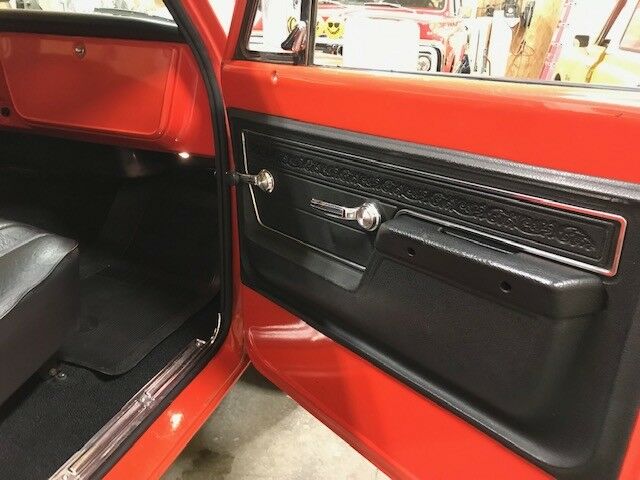 1972 Orange Chevrolet Blazer