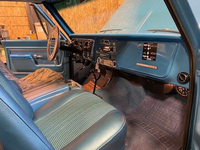 1972 Blue Chevrolet Blazer SUV