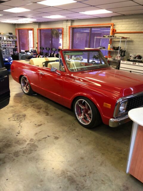 1972 Red Chevrolet Blazer