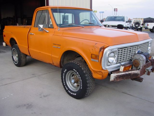 1972 Orange Chevrolet C-10 Pickup Short Box