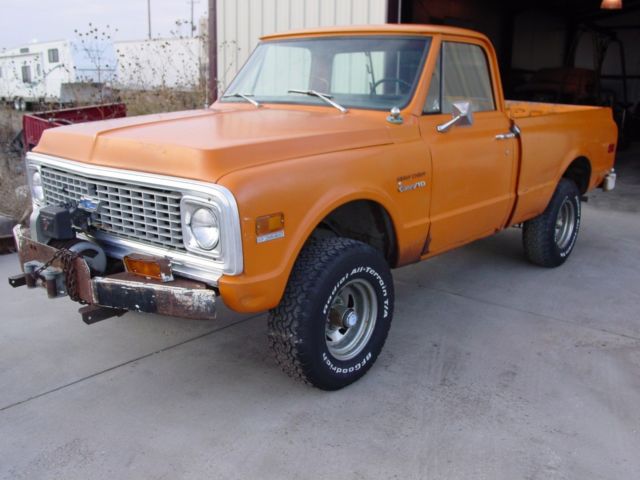 1972 Orange Chevrolet C-10 Pickup Short Box