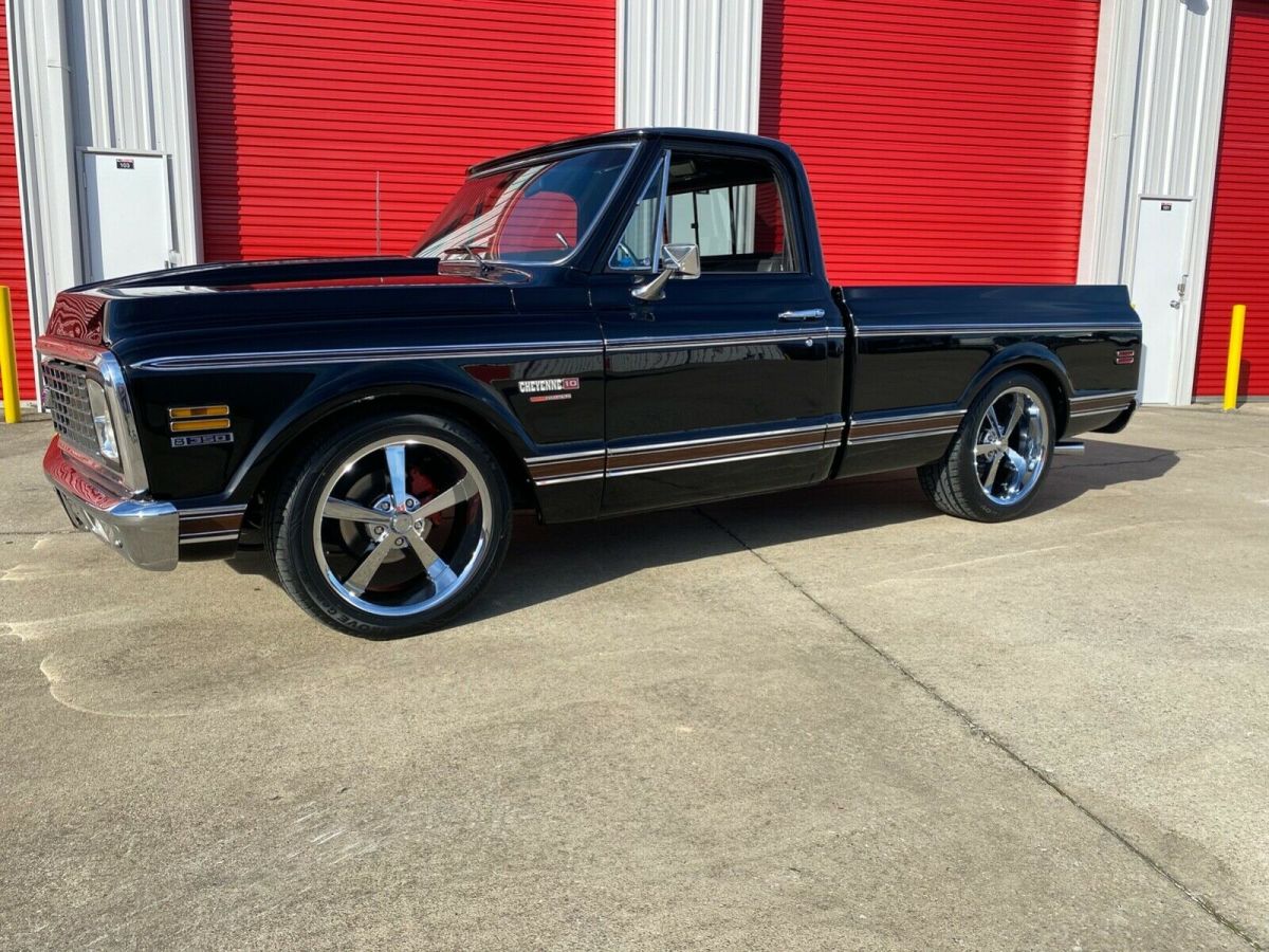 1972 Black Chevrolet C-10 Standard Cab Pickup
