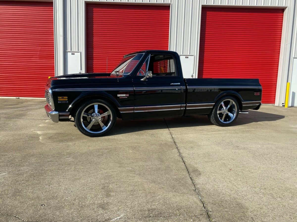 1972 Black Chevrolet C-10 Standard Cab Pickup