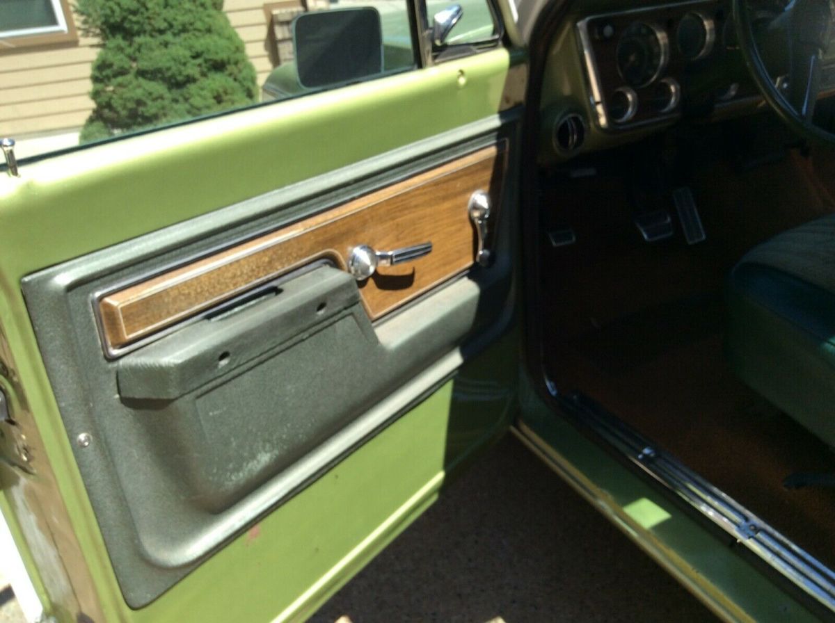 1972 Green Chevrolet C-10 Standard Cab Pickup