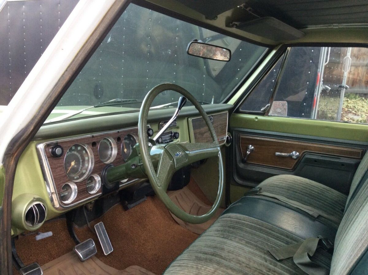 1972 Green Chevrolet C-10 Standard Cab Pickup