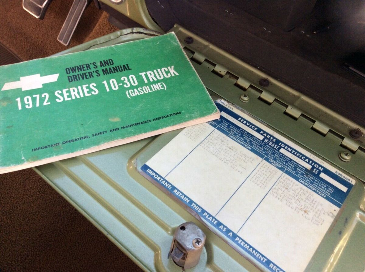 1972 Green Chevrolet C-10 Standard Cab Pickup