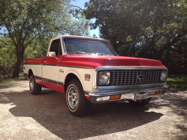 1972 Red and White Chevrolet C-10 Standard Cab Pickup