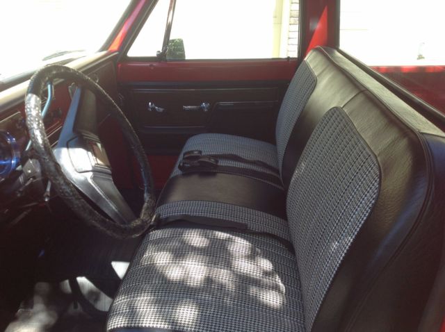 1972 Red and White Chevrolet C-10 Standard Cab Pickup