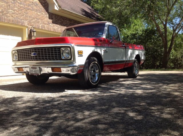 1972 Red and White Chevrolet C-10 Standard Cab Pickup