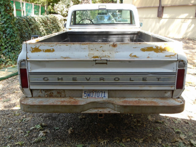 1972 White Chevrolet C-10 Cab & Chassis