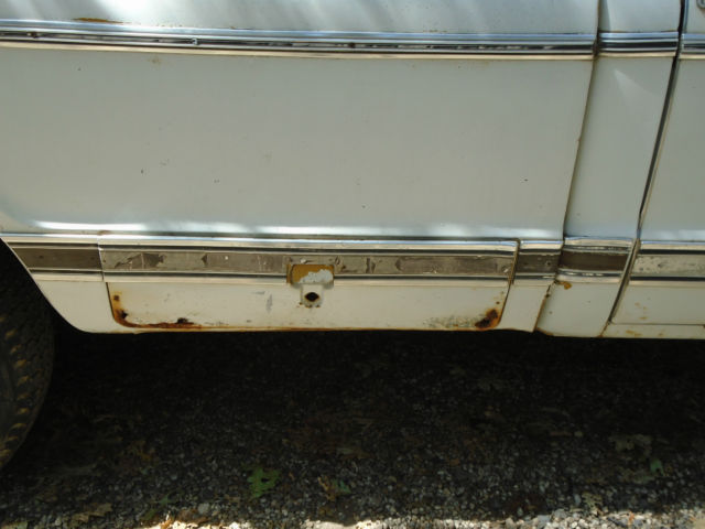 1972 White Chevrolet C-10 Cab & Chassis