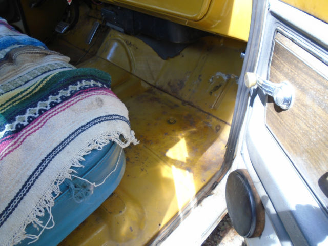 1972 White Chevrolet C-10 Cab & Chassis