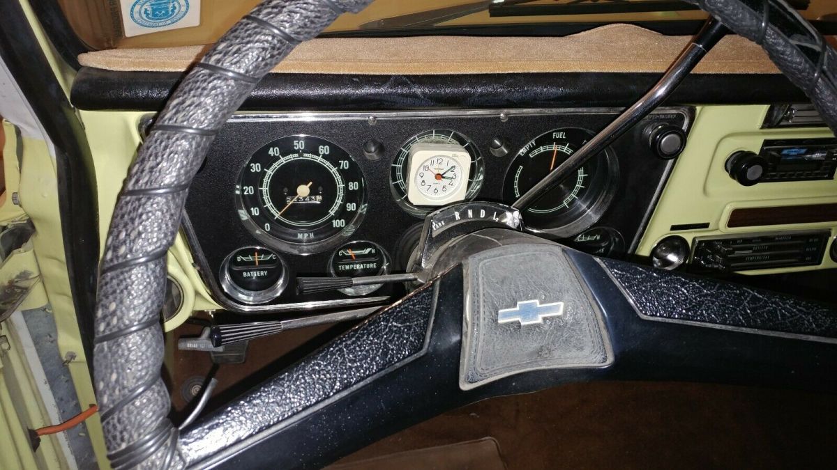 1972 Red & White Chevrolet C-10 Regular  Cab Pickup