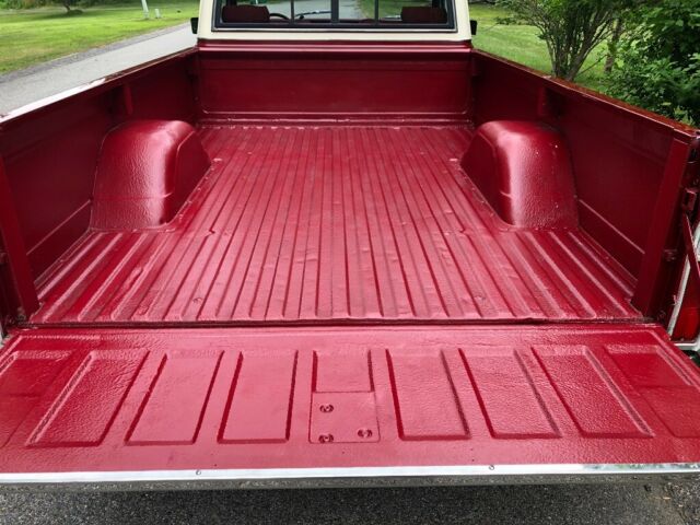 1972 Chevrolet C-10 Standard Cab Pickup