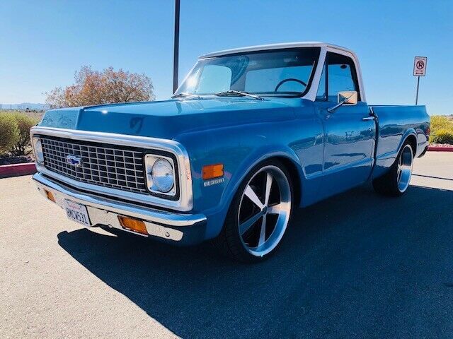 1972 Blue Chevrolet C-10 Standard Cab Pickup