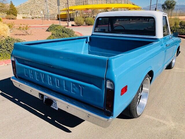 1972 Blue Chevrolet C-10 Standard Cab Pickup