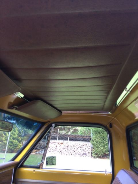 1972 Yellow (Ochra) and White Chevrolet C-10 Regular cab