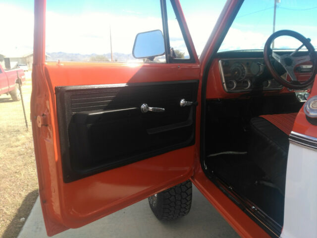 1972 Orange Chevrolet C/K Pickup 1500 Standard Cab Pickup